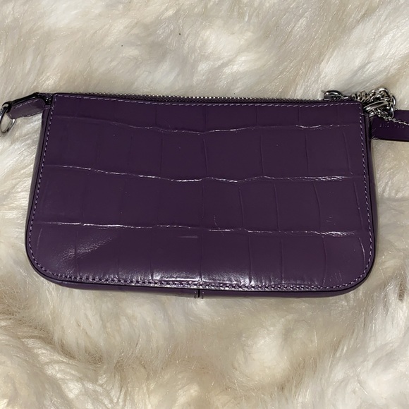 Nolita 19 in Embossed Croc - Picture 2 of 7